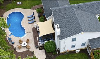 482 Clifton Ave, Bayville, NJ 08721