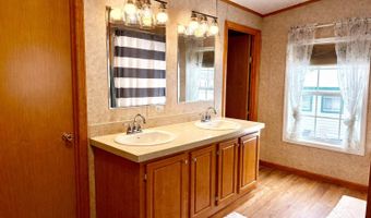 16 Gonyea Rd, Altona, NY 12910