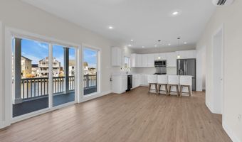 42 Carlyle Dr, Bayville, NJ 08721