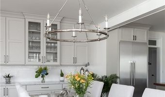 02 Highland Woods Dr, East Greenwich, RI 02818