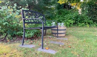 432 South St C6, Bennington, VT 05201