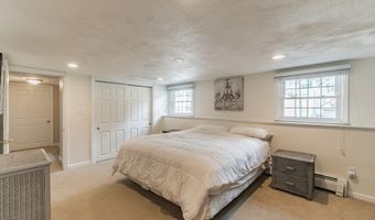 33 Russet Rd, Billerica, MA 01821