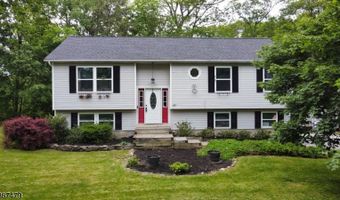 37 Evergreen Rd, Alloway, NJ 07461