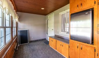 1187 Sandridge Rd, Alden, NY 14004