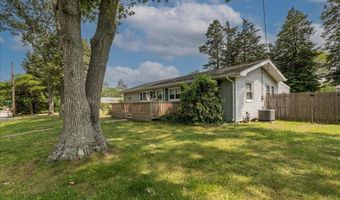 40 Dockage Rd, Bayville, NJ 08721