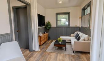 90 Searsport Ave, Belfast, ME 04915