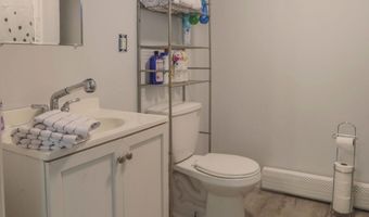 53 Lincolnville Ave, Belfast, ME 04915