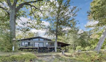 14 Macomber Pt, Alburgh, VT 05440