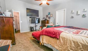 17993 Mondamon Rd, Apple Valley, CA 92307