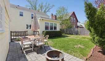 100 Hope St, East Providence, RI 02916