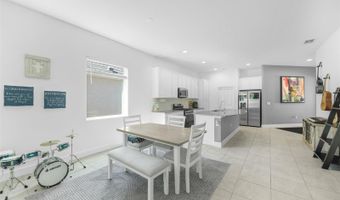 5547 DEL CORONADO Dr, Apollo Beach, FL 33572