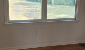 7 S Farr Ave, Andrews, SC 29510