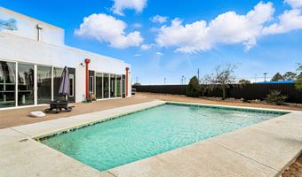 10464 Zach Rd, Socorro, TX 79927