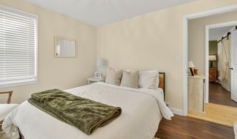 1119 W GLENDALE Ave, Appleton, WI 54914