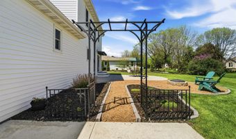 N124 BARBERRY Lane, Appleton, WI 54915