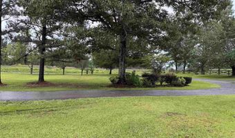 154 Perry Ln, Atmore, AL 36502