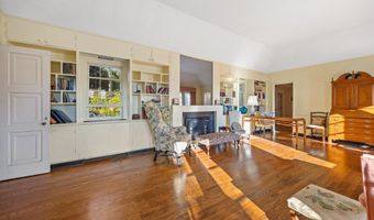 429 Sperry Rd, Bethany, CT 06524