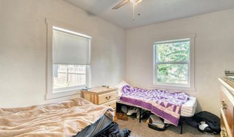 212 S 16th Ave, Caldwell, ID 83605