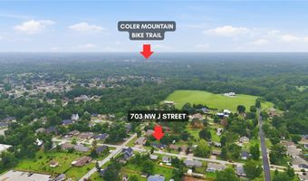 703 NW J St, Bentonville, AR 72712