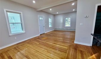 4 Arcade St, Johnston, RI 02919
