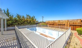 16048 Wintun Rd, Apple Valley, CA 92307