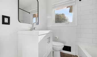 249 Keller St, Bayville, NJ 08721