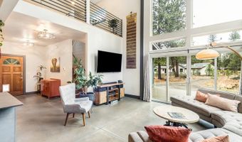 19354 Kiowa Rd, Bend, OR 97702