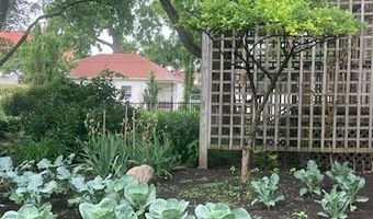 130 S Pine St, Arcola, IL 61910