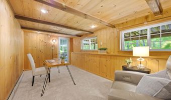 37 Birchwood Cir, Bedford, NH 03110