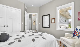 1608 STANTON Cir, Appleton, WI 54915