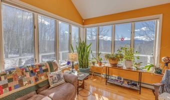 241 Windmill Rd, Campton, NH 03223