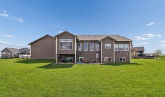 3002 Kernel Ln, Adel, IA 50003