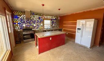400 N Smiling Dog Trl, Terlingua, TX 79830