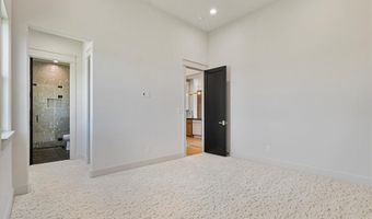 312 Longview Pl, Heath, TX 75032
