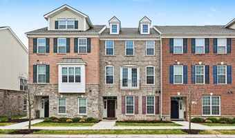 2733 S Spurway Dr, Ann Arbor, MI 48105