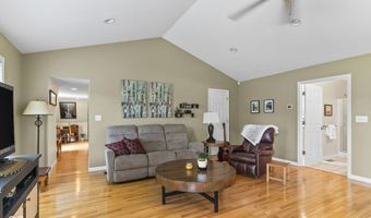 594 E Harrod Rd, Austin, IN 47102