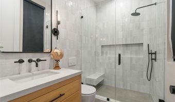 16846 Addison St, Encino, CA 91436