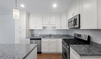 60 Saw Mill Dr 301, North Kingstown, RI 02852