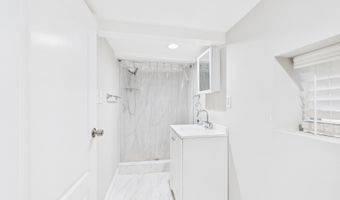 1526 N PATTERSON PARK Ave, Baltimore, MD 21213