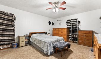 1422 MCCLOUD Rd, Aledo, IL 61231