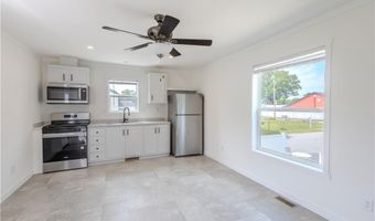 1346 Newport Ave, Attleboro, MA 02703