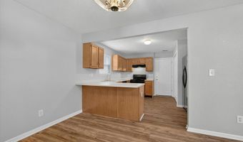 8133 Maple Stream Ln, Indianapolis, IN 46217