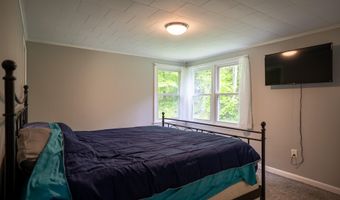 2152 Old Silo Rd, Barnet, VT 05819