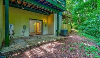 108 Fernbanks Ct, Athens, GA 30605