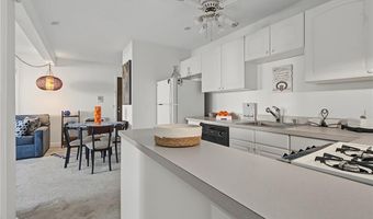 132 Hoffman Ave 207, Cranston, RI 02920