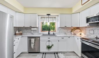434 Birchwood Ave, Amery, WI 54001