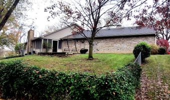 239 Glenbrook Ln, Avon, IN 46123