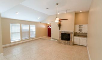 14816 Sopras Cir, Addison, TX 75001