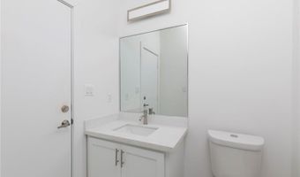 915 Pecan St, Alton, TX 78573