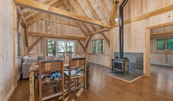 116 Big Barndoor Is, Alton, NH 03810